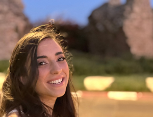 Headshot of Noa Glaser