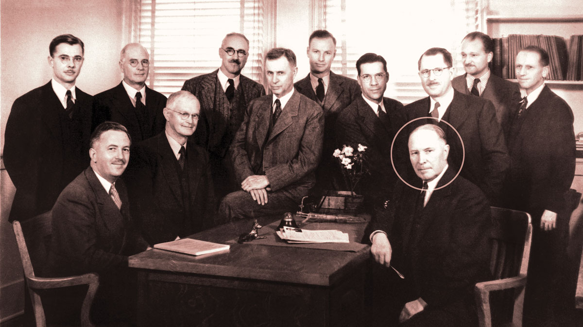 CHEMICAL BONDS: The department in 1939. (Photo: Courtesy Stanford Special Collections and University Archives) 